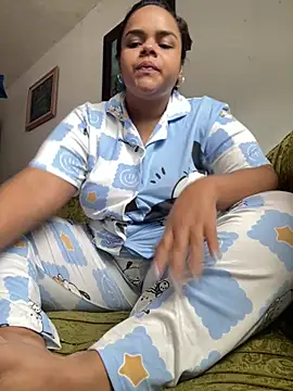 Snapshot of Evabigass chatting on August 9, 2026, 1:50 pm Evabigass online show from August 9, 2026, 1:50 pm