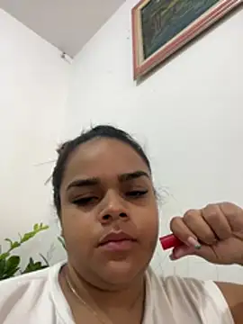 Evabigass online show from April 29, 2026, 1:04 pm