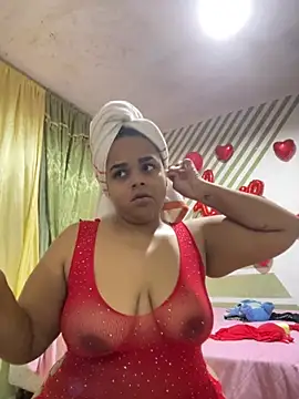 Snapshot of Evabigass chatting on October 23, 2025, 10:30 pm Evabigass online show from October 23, 2025, 10:30 pm