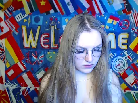 Snapshot of _AlMamiyy_ chatting on October 15, 2025, 12:35 pm AlMamiyy online show from October 15, 2025, 12:35 pm