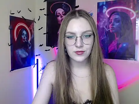 Snapshot of _AlMamiyy_ chatting on October 24, 2025, 7:02 pm AlMamiyy online show from October 24, 2025, 7:02 pm