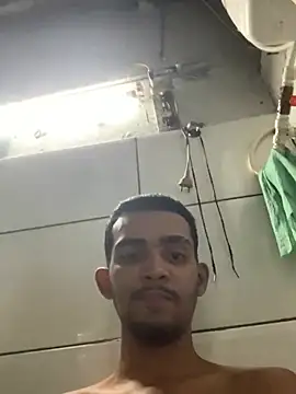 moreninhoP online show from January 19, 2025, 1:10 am