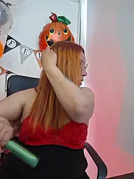 RoxieJackson online show from October 26, 2025, 2:17 pm