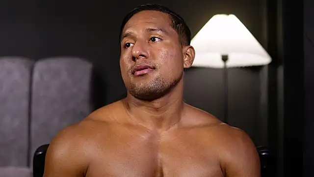 CallumMuscle online show from November 29, 2025, 1:55 pm