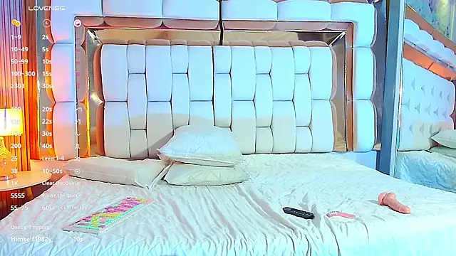 Littlebuffgirl online show from February 18, 2025, 5:53 am