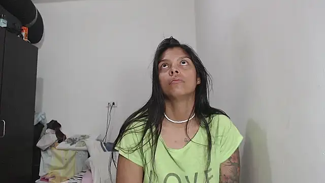 Latin-Meg online show from December 2, 2024, 8:06 pm