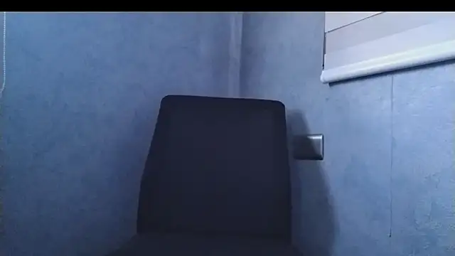 Snapshot of nextdoorneighbor chatting on December 16, 2024, 7:10 pm nextdoorneighbor online show from December 16, 2024, 7:10 pm