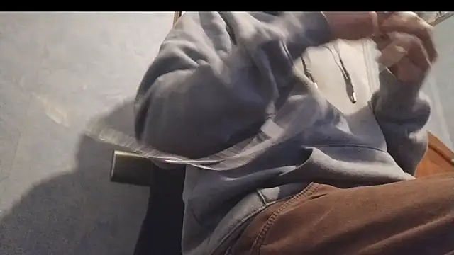 Snapshot of nextdoorneighbor chatting on January 1, 2025, 12:43 am nextdoorneighbor online show from January 1, 2025, 12:43 am