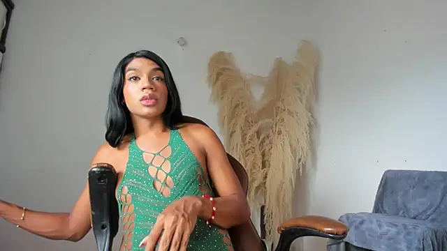 Sharicklovee online show from May 14, 2026, 7:55 pm