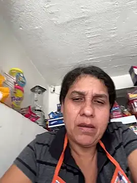 Snapshot of siri_duque chatting on June 17, 2026, 5:56 pm siri duque online show from June 17, 2026, 5:56 pm