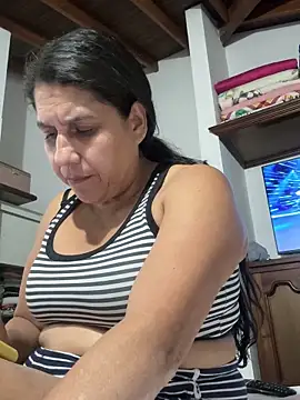 siri duque online show from April 21, 2026, 1:42 am