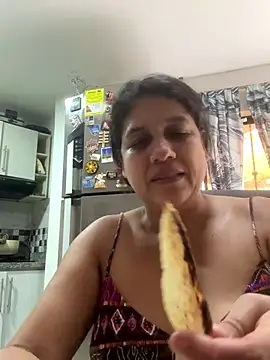 siri duque online show from September 28, 2025, 3:19 pm