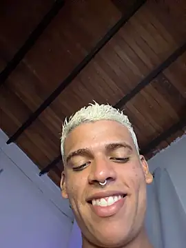 Leo bunny hot online show from November 29, 2025, 1:28 am