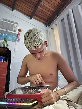 Leo bunny hot online show from January 16, 2026, 8:35 pm