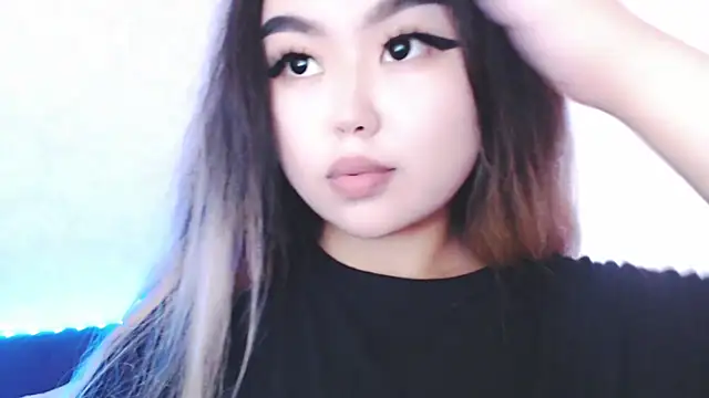 Snapshot of amelia_sunlight chatting on July 23, 2026, 1:30 pm amelia sunlight online show from July 23, 2026, 1:30 pm
