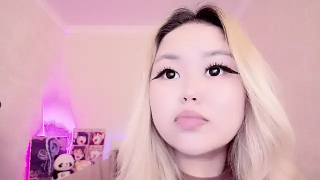 Snapshot of amelia_sunlight chatting on February 24, 2025, 1:24 am amelia sunlight online show from February 24, 2025, 1:24 am