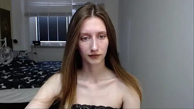 Snapshot of LUNA_delight chatting on March 23, 2026, 6:35 am LUNA delight online show from March 23, 2026, 6:35 am