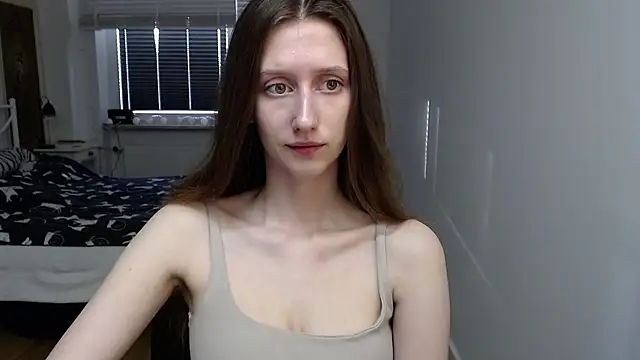 Snapshot of LUNA_delight chatting on March 5, 2026, 6:32 am LUNA delight online show from March 5, 2026, 6:32 am