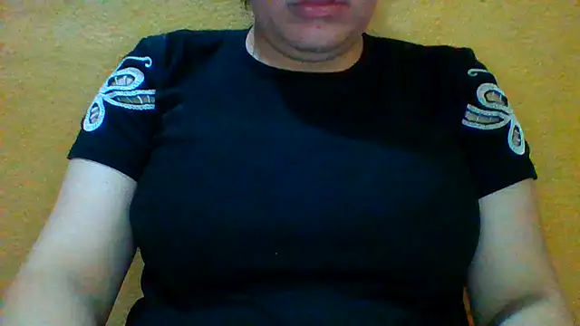 Snapshot of Laurencraft chatting on July 12, 2026, 3:13 pm Laurencraft online show from July 12, 2026, 3:13 pm