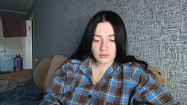 Liana diva online show from February 21, 2026, 1:46 pm