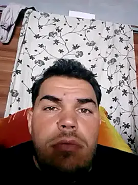 alexszader142 online show from February 14, 2025, 11:31 pm