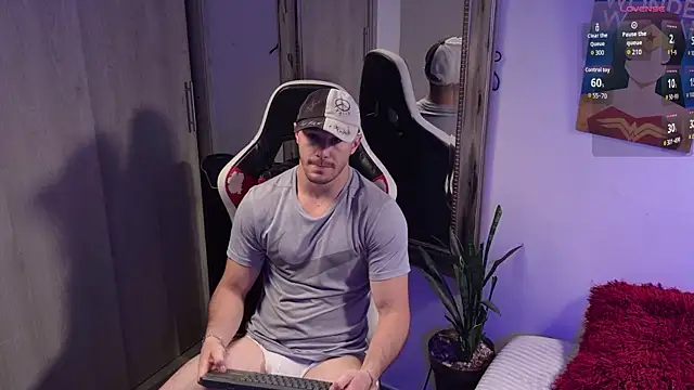 Snapshot of AxelFairchaild chatting on August 2, 2026, 10:46 am AxelFairchaild online show from August 2, 2026, 10:46 am