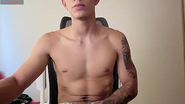 Snapshot of Cristopher23_ chatting on February 12, 2026, 9:36 pm Cristopher23 online show from February 12, 2026, 9:36 pm