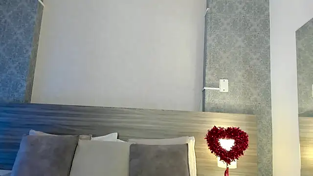 Snapshot of Mistyca chatting on February 19, 2026, 8:22 am Mistyca online show from February 19, 2026, 8:22 am