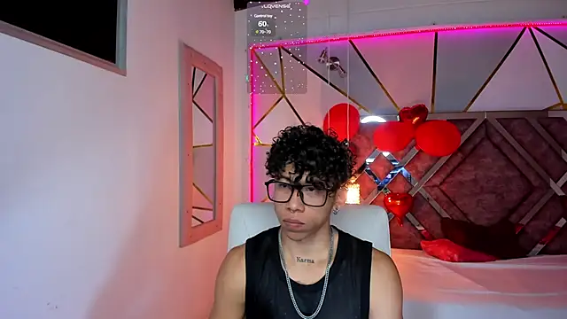 AkazaBoy  online show from February 14, 2025, 3:54 am