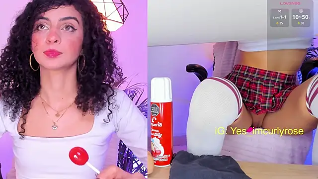 Snapshot of CurlyRose__ chatting on November 8, 2025, 11:19 pm CurlyRose online show from November 8, 2025, 11:19 pm