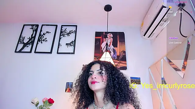 Snapshot of CurlyRose__ chatting on March 12, 2025, 9:13 pm CurlyRose online show from March 12, 2025, 9:13 pm