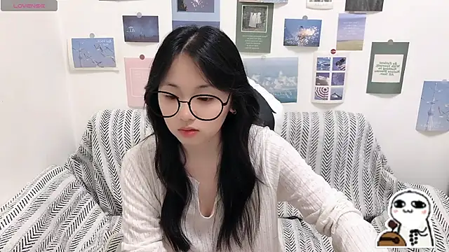 Snapshot of LiLiYbaby chatting on June 22, 2026, 8:44 am LiLiYbaby online show from June 22, 2026, 8:44 am