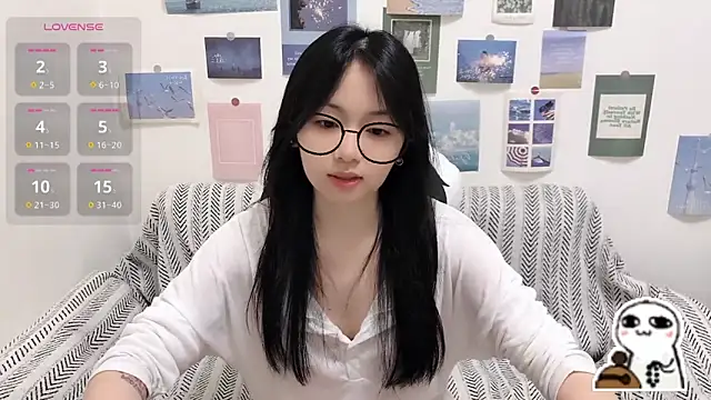 Snapshot of LiLiYbaby chatting on June 20, 2026, 6:40 am LiLiYbaby online show from June 20, 2026, 6:40 am