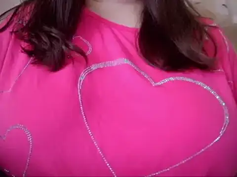 AalinnaK online show from March 5, 2026, 10:56 am