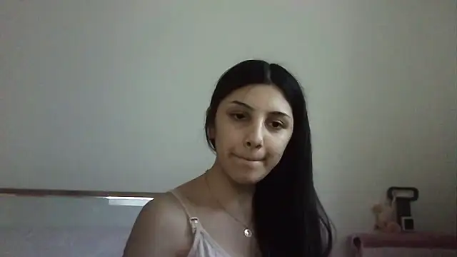 Snapshot of Ahotkittyxxx chatting on March 19, 2026, 5:35 pm Ahotkittyxxx online show from March 19, 2026, 5:35 pm