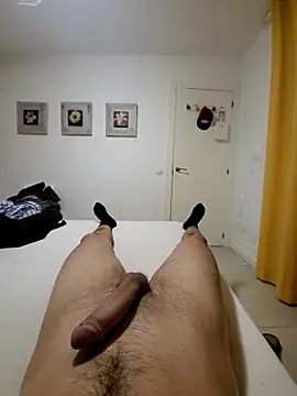 omarito100 online show from December 17, 2025, 10:09 am