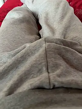 daubine46 online show from March 15, 2026, 4:03 pm