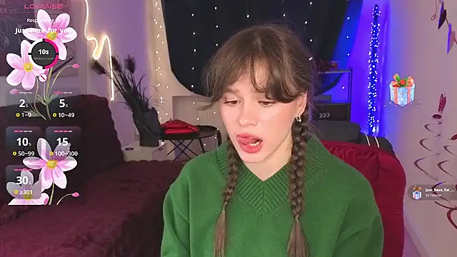 Snapshot of Emillias chatting on March 4, 2026, 2:03 pm Emillias online show from March 4, 2026, 2:03 pm