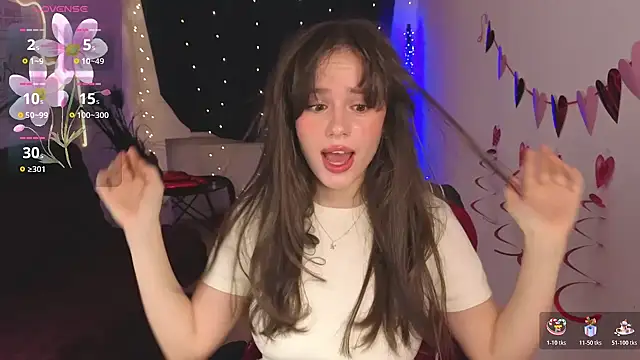 Snapshot of Emillias chatting on March 6, 2026, 7:58 am Emillias online show from March 6, 2026, 7:58 am