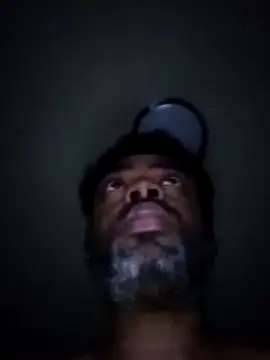 SLOWSTRO online show from October 22, 2025, 12:37 pm