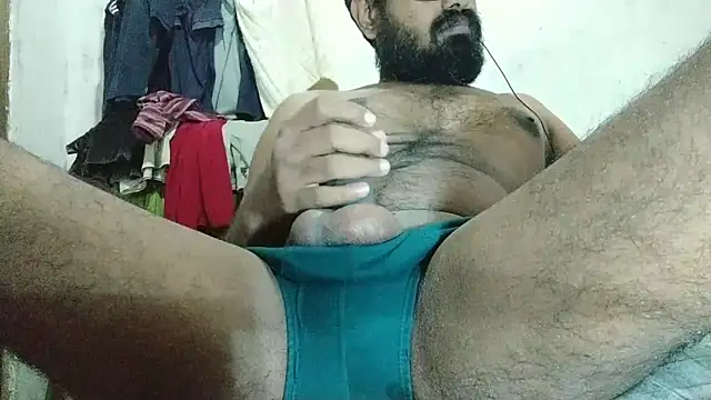 Snapshot of SLFUCKBOY69 chatting on October 18, 2025, 5:37 pm SLFUCKBOY69 online show from October 18, 2025, 5:37 pm