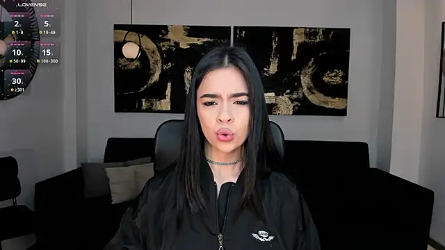 Snapshot of AlanaCraft chatting on October 11, 2025, 12:06 pm AlanaCraft online show from October 11, 2025, 12:06 pm