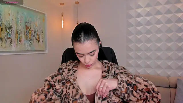 Snapshot of AlanaCraft chatting on October 12, 2025, 11:55 am AlanaCraft online show from October 12, 2025, 11:55 am