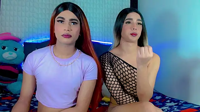 Hellen moons   online show from February 17, 2025, 8:06 pm
