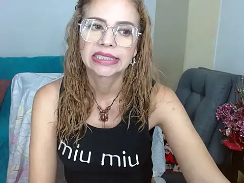 Snapshot of _melisaa_ chatting on December 1, 2025, 7:59 pm melisaa online show from December 1, 2025, 7:59 pm