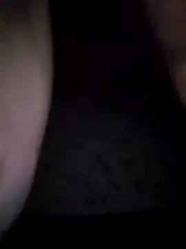 Snapshot of curiously-bi37 chatting on October 4, 2025, 4:14 am curiously-bi37 online show from October 4, 2025, 4:14 am