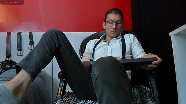 Snapshot of enzopratt chatting on March 15, 2025, 6:36 am enzopratt online show from March 15, 2025, 6:36 am