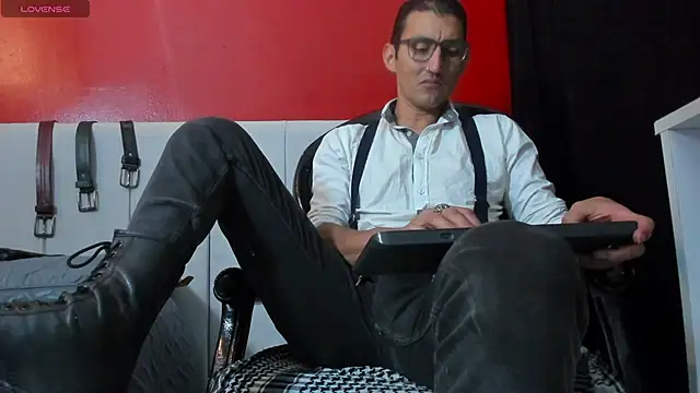 Snapshot of enzopratt chatting on March 15, 2025, 3:29 am enzopratt online show from March 15, 2025, 3:29 am