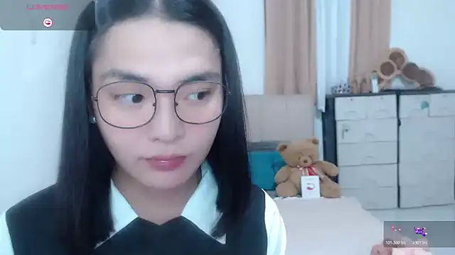 zhaviahale21 online show from July 31, 2026, 2:58 pm