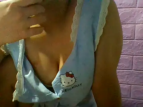 Mimi18x online show from July 21, 2026, 2:07 pm